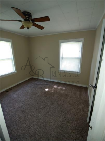 305 E Hudson St #1 - Photo 5 of 11