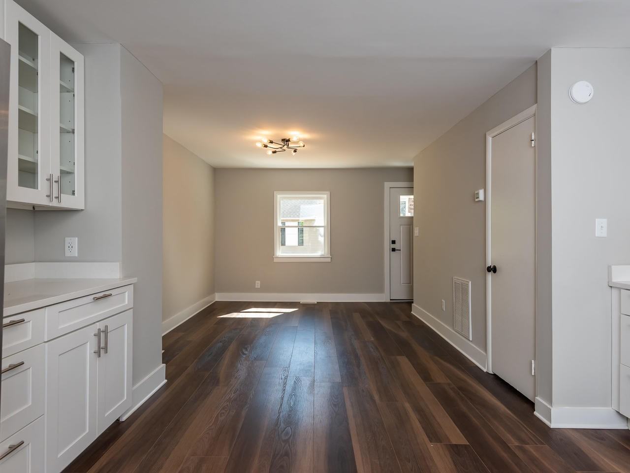 734 E Lenoir St #600 - Photo 6 of 26