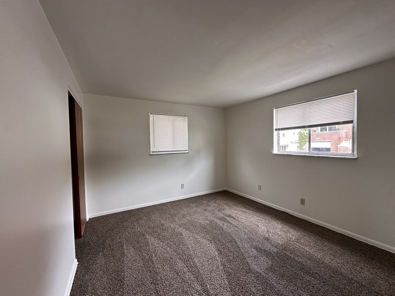154 East Walnut StreetApt 1 #1 - Photo 4 of 7