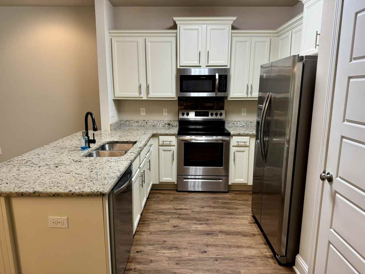 25806 Pollard Road - 1Unit 25 #1 - Photo 7 of 11