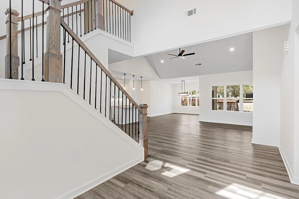 125 Wilbon Cir #1 - Photo 2 of 31