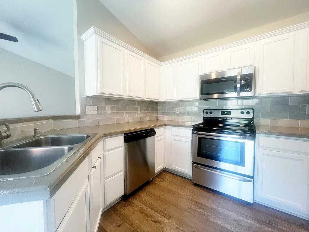 113 Garfield Ln #1 - Photo 7 of 31