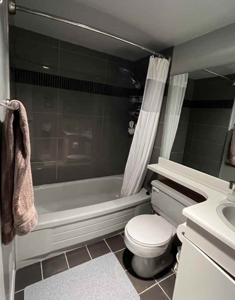 910 West 8th Avenue - Photo 6 of 13