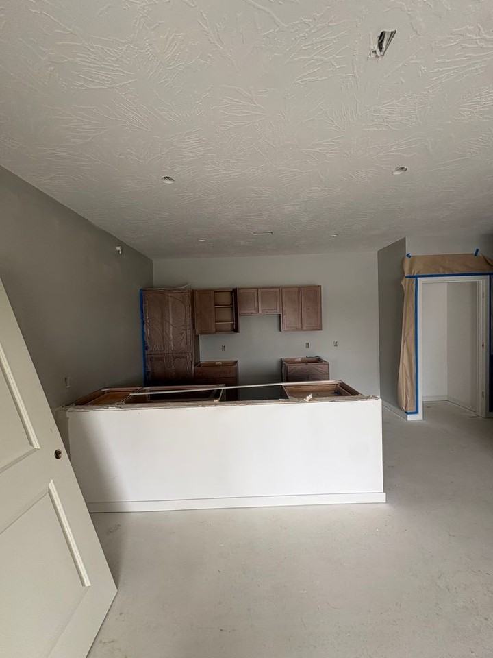 Salem Ridge Apartments - Photo 4 of 19