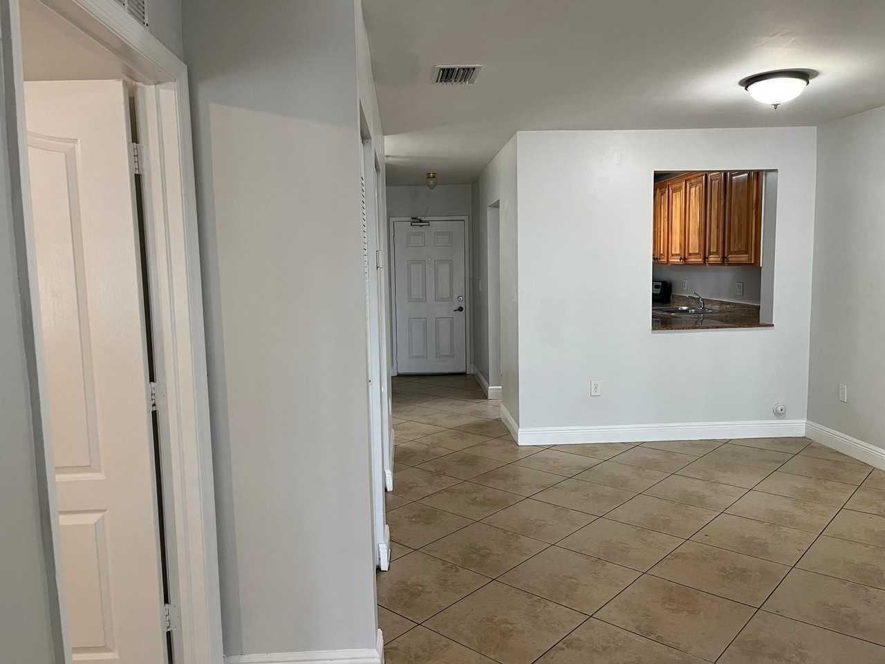 201 Nw 177th St #206 - Photo 7 of 10