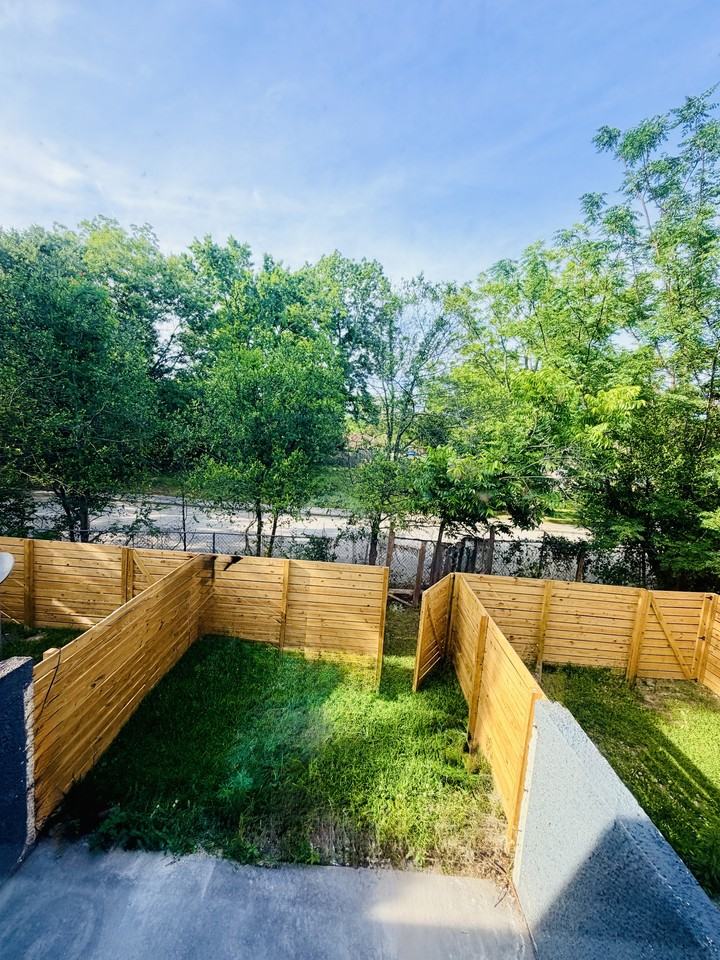 5 Almond Ct #5C - Photo 6 of 22