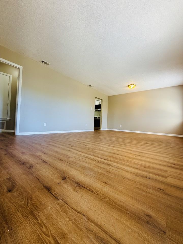 130 alfred 10 #10 - Photo 4 of 10