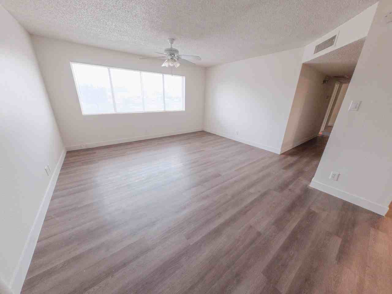 424 West Brown Road - 1Unit 245 #245 - Photo 2 of 9