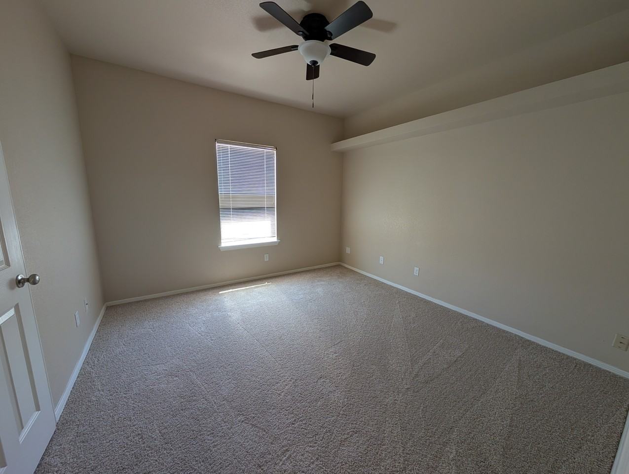 5803 London Dr #1 - Photo 6 of 16