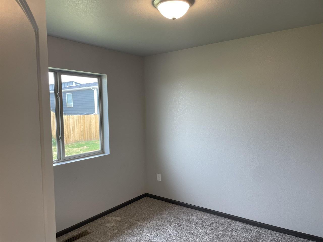 408 Yelner Dr #1 - Photo 6 of 11