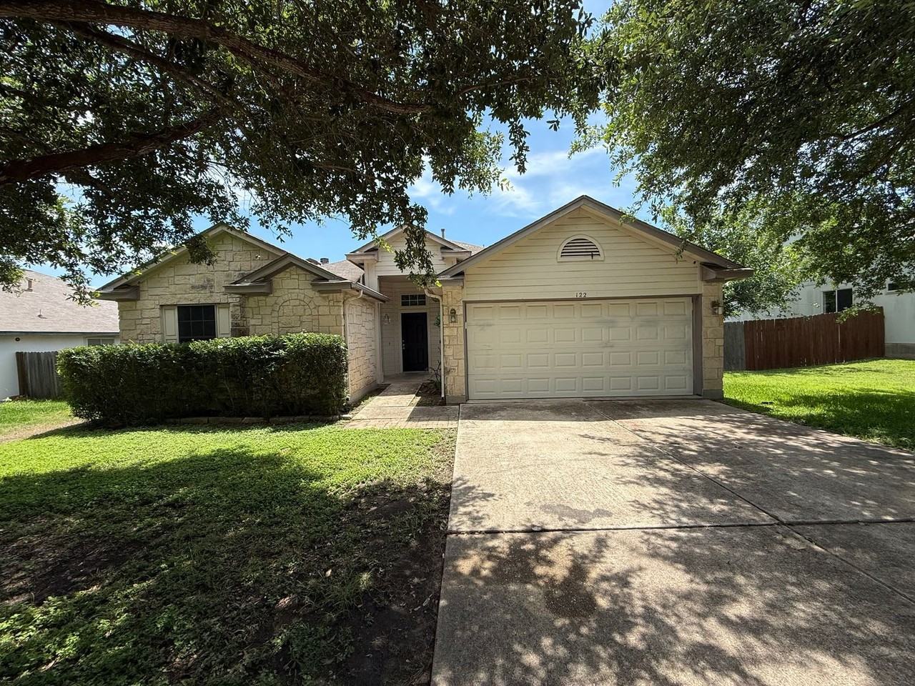 122 Little Lake Rd
