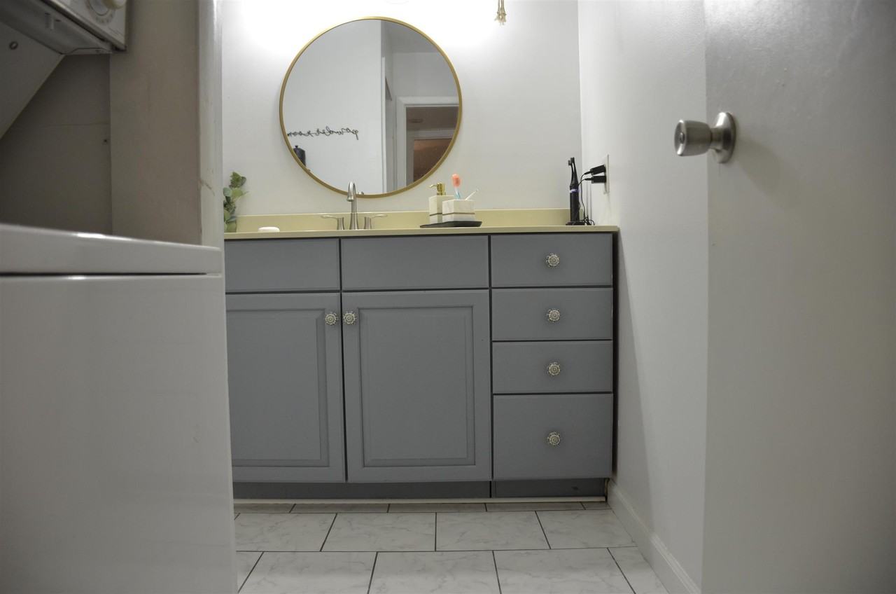 815 Ashlawn Pl #1 - Photo 5 of 20