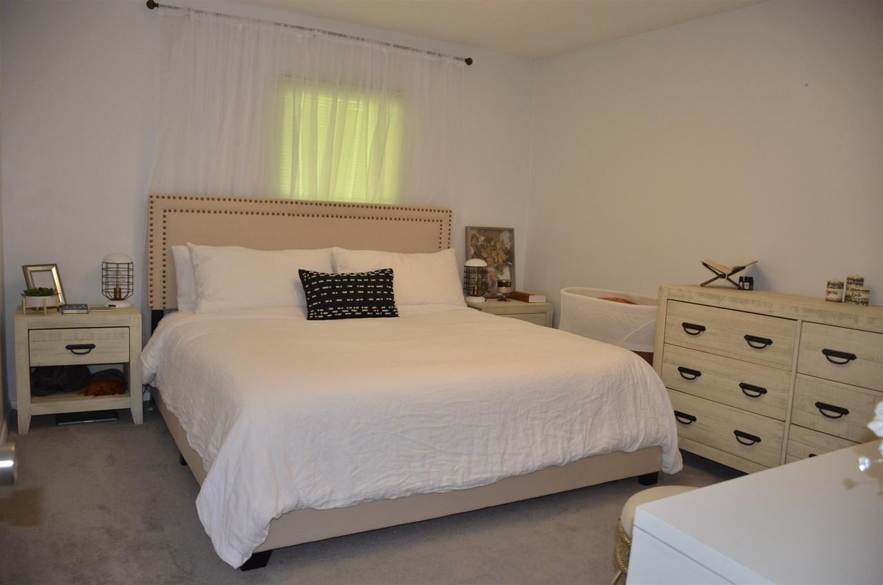 815 Ashlawn Pl #1 - Photo 6 of 20
