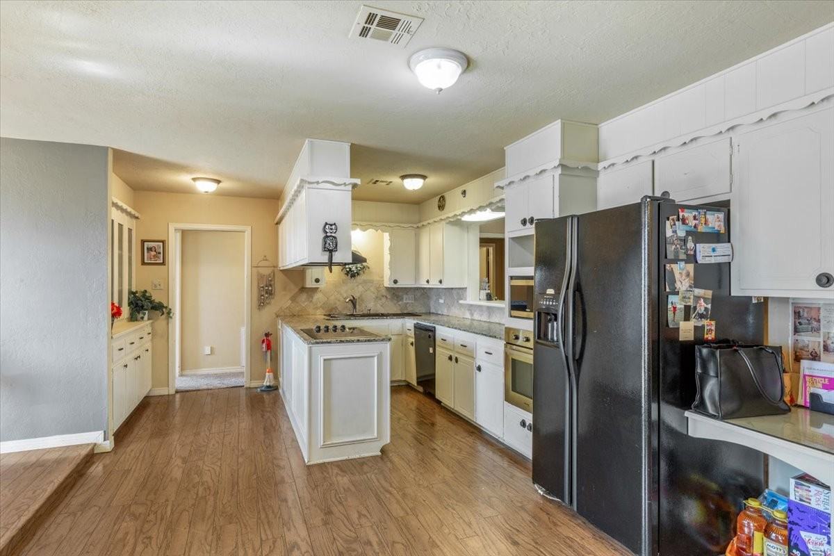 2905 Nw Templeton Ter #1 - Photo 7 of 34