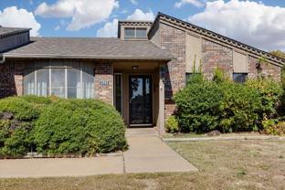 2905 Nw Templeton Ter #1 - Photo 1 of 1