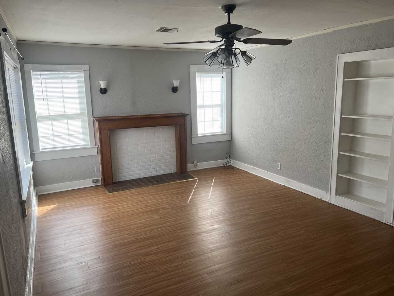 801 E 22nd St #1 - Photo 2 of 9