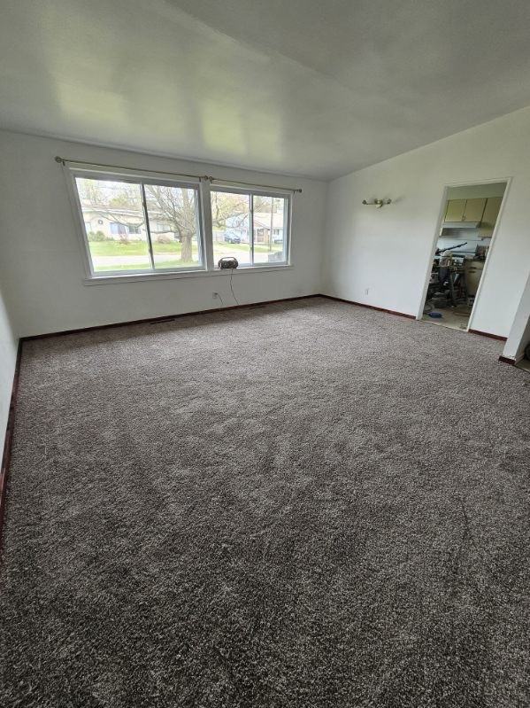7 Evergreen Dr #1 - Photo 5 of 18