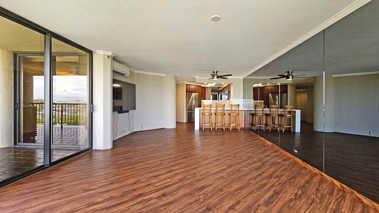 2101 Nuuanu Ave - Photo 7 of 49