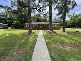 featured image of 400 Massee Dr #1