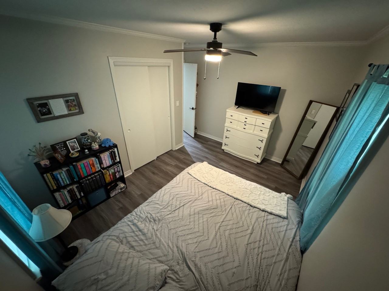 832 S Park Ave #1 - Photo 6 of 11