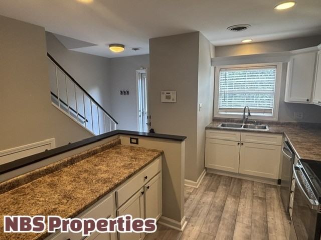 6523 Deane Hill Dr #1 - Photo 7 of 27