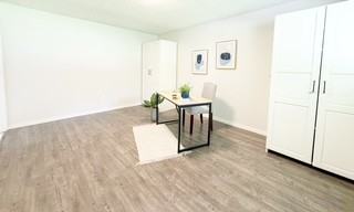 450 Ne Riverhill Dr #1 - Photo 7 of 50