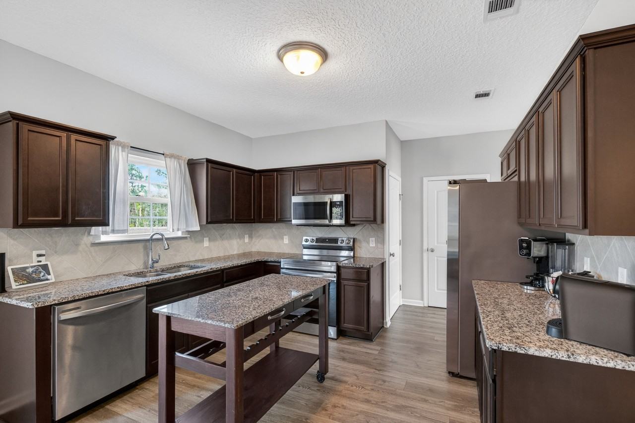 168 Boykin Way Ne #1 - Photo 4 of 14