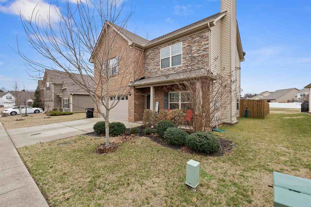 3213 Mapleside Ln - Photo 2 of 50