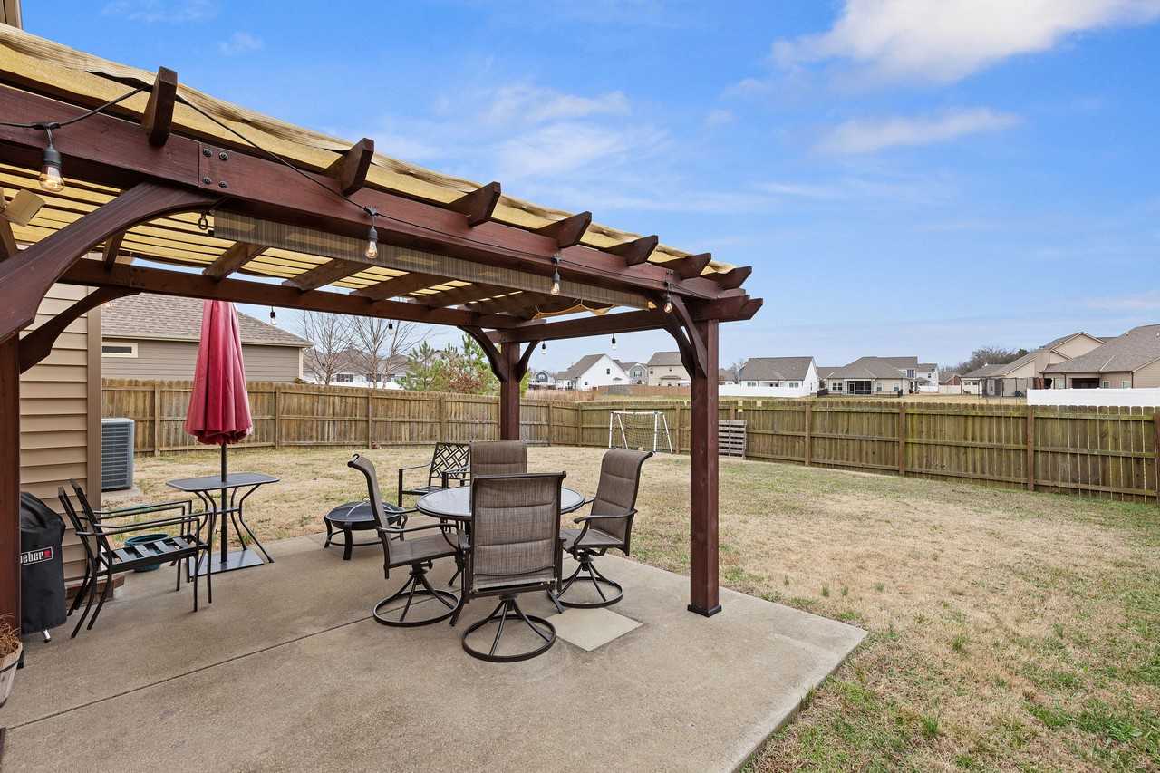3213 Mapleside Ln - Photo 5 of 50