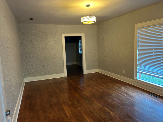 6420 New Kings Rd #1 - Photo 4 of 17