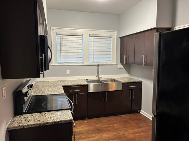 6420 New Kings Rd #1 - Photo 7 of 17