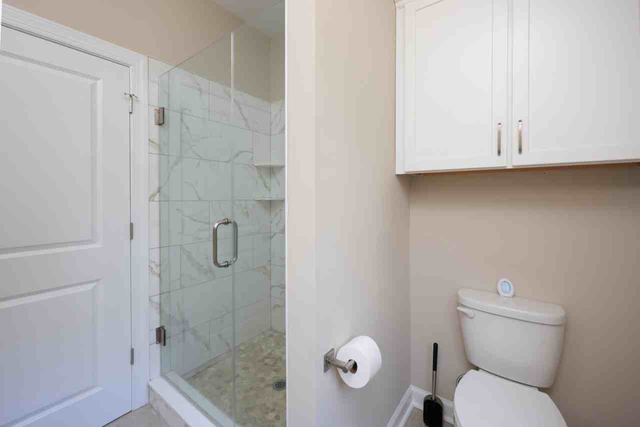 518 Woods Dr #1 - Photo 4 of 10