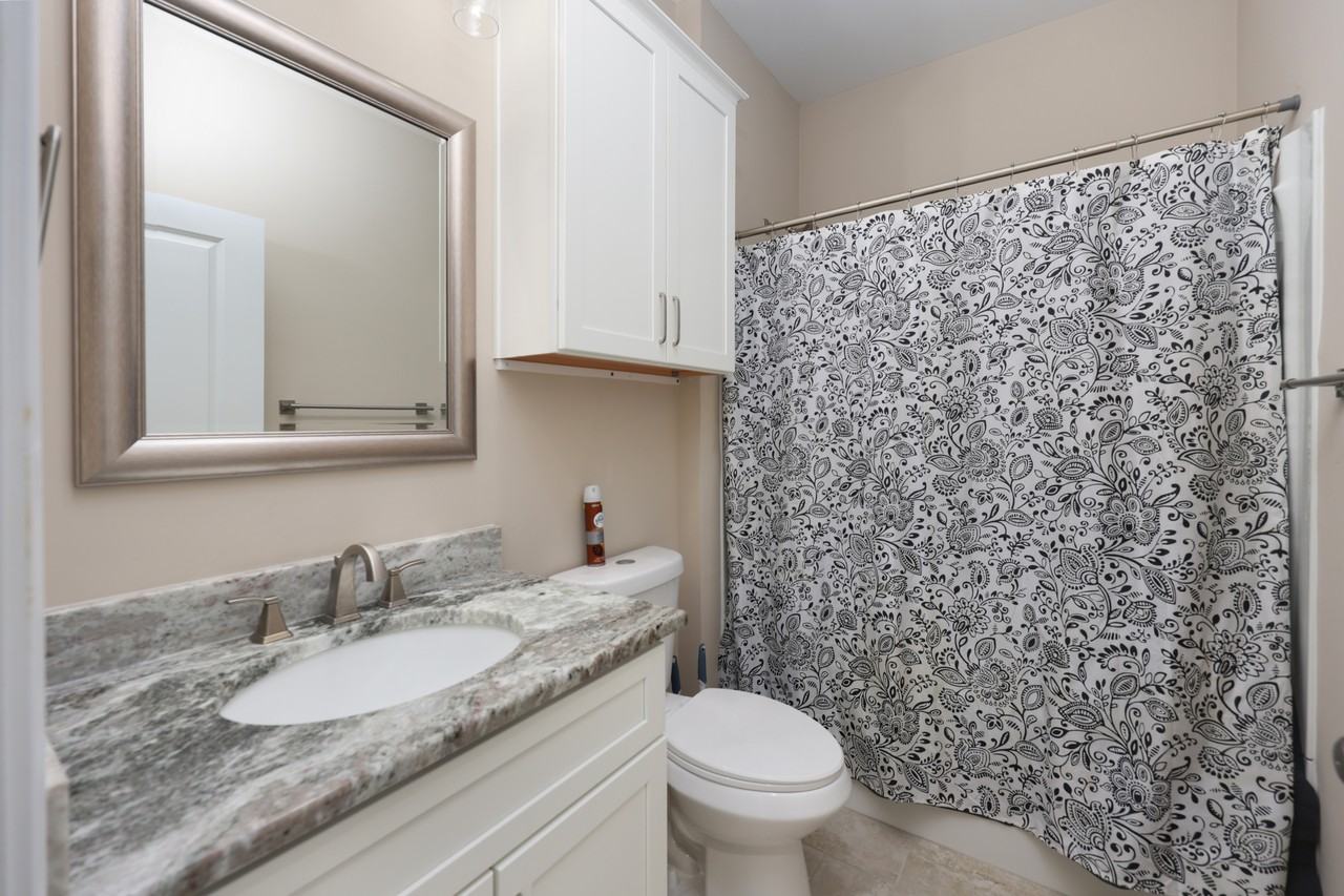 518 Woods Dr #1 - Photo 7 of 10