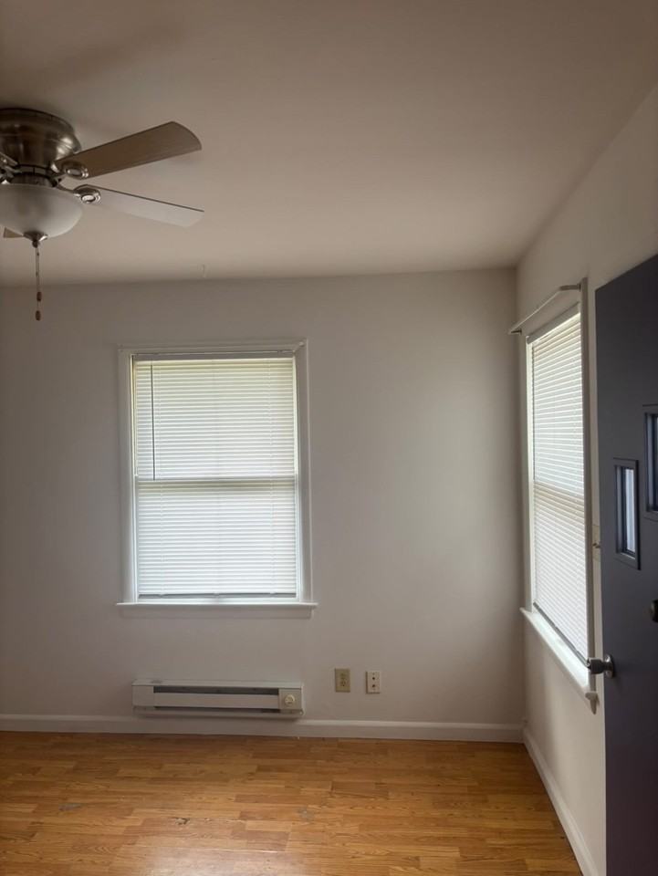 112 S Rolla St #B - Photo 4 of 9