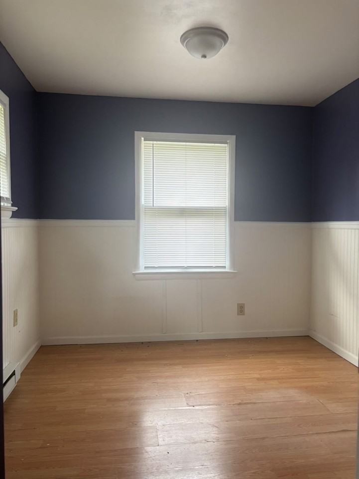 112 S Rolla St #B - Photo 5 of 9