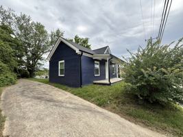 featured image of 109 Walker St #1