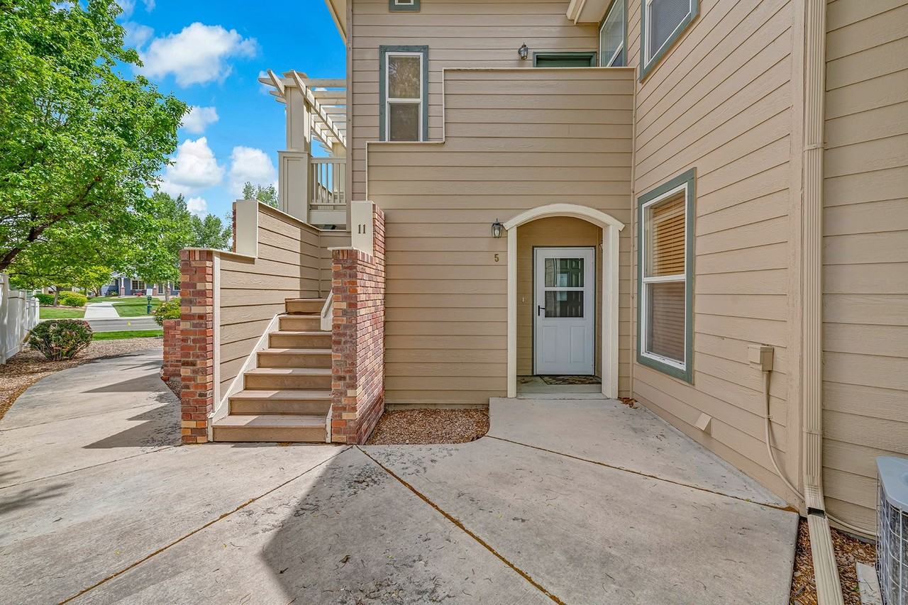 2485 Fountainhead Blvd #F11 - Photo 2 of 28