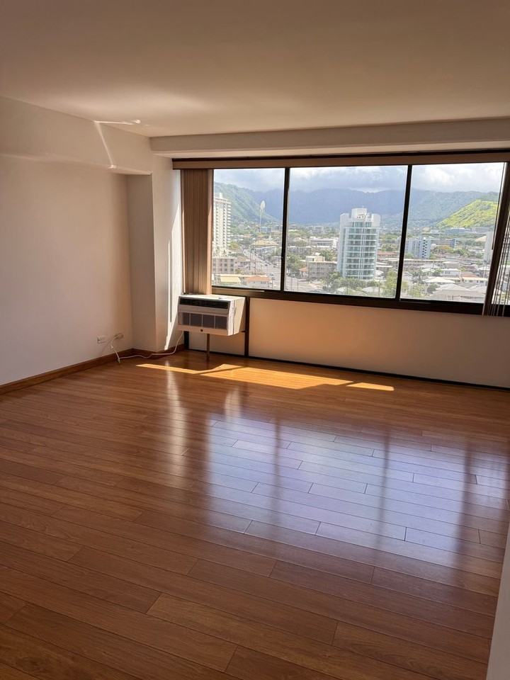 2333 Kapiolani Blvd #906