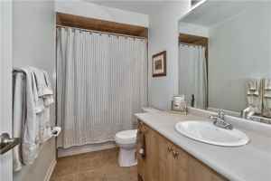 featured image of 32 Meadowcreek Road