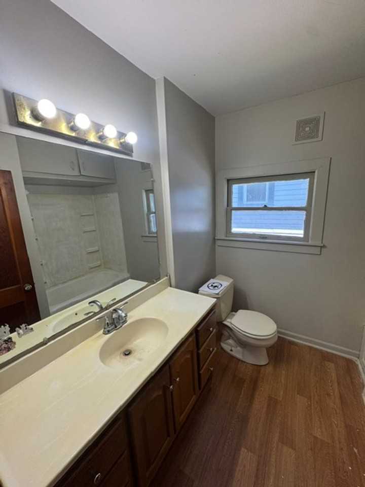 3602 Robinwood Dr - Photo 6 of 7
