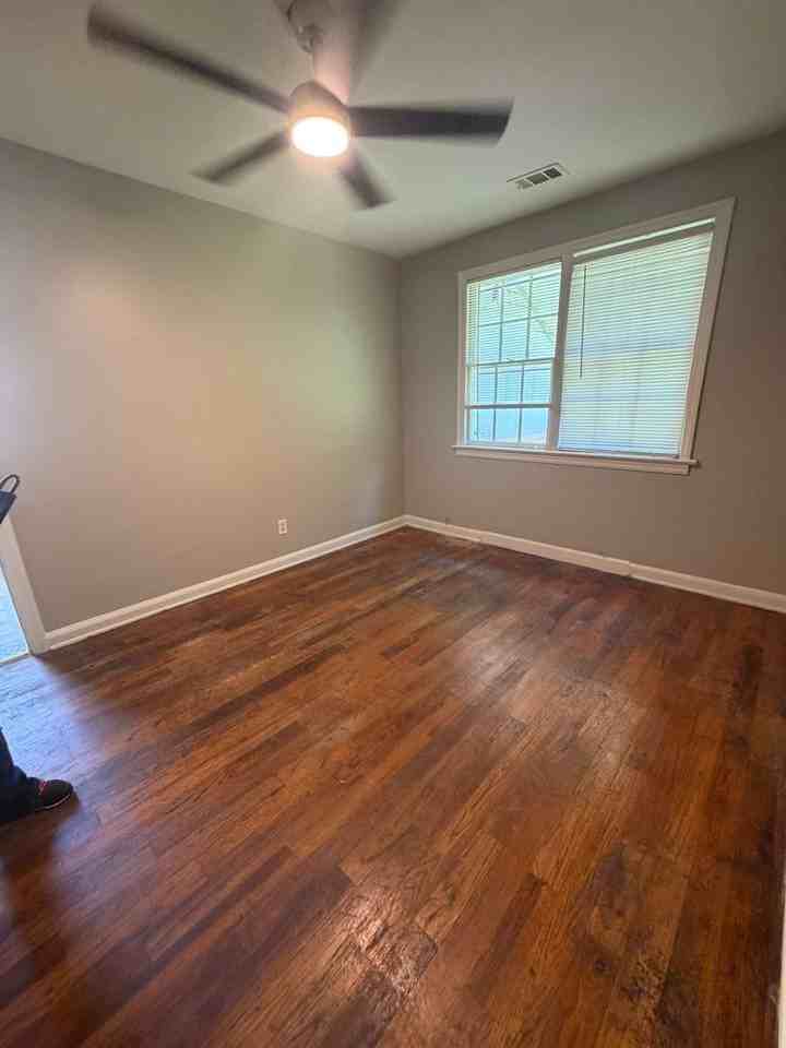 2750 Mimosa St - Photo 7 of 17