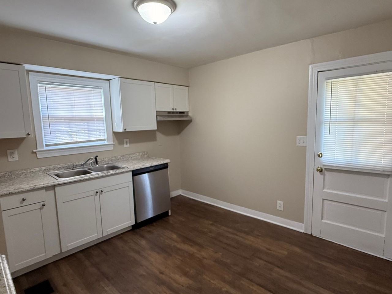 4004 Carol Rd - Photo 3 of 14