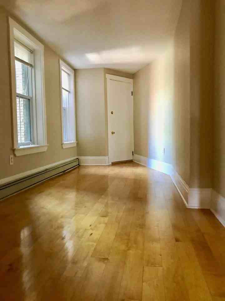 36 Hancock St - Photo 3 of 15