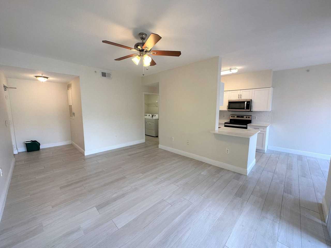 7950 Preserve Cir - Photo 3 of 33