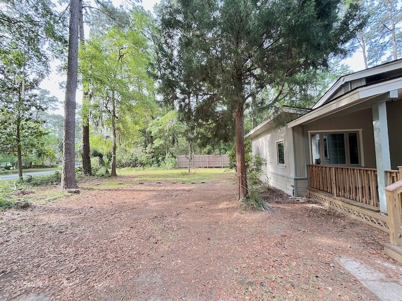 54 Falligant Ave - Photo 4 of 12