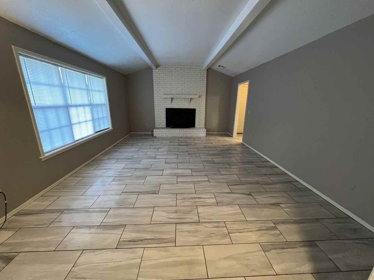 202 Loop W - Photo 6 of 15