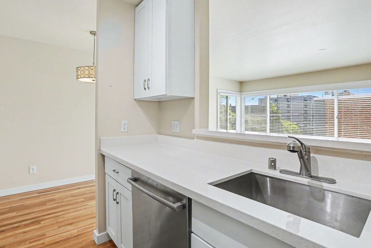 1221 Apartments - Photo 4 of 19