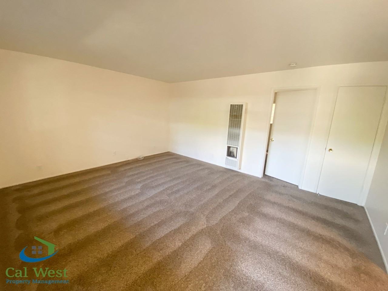 315 Bellerose Dr - Photo 5 of 16