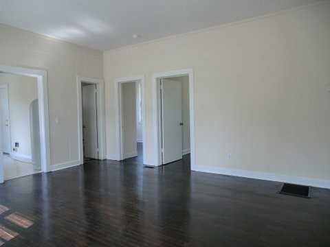 1914 1/2 Kratha Dr - Photo 4 of 26