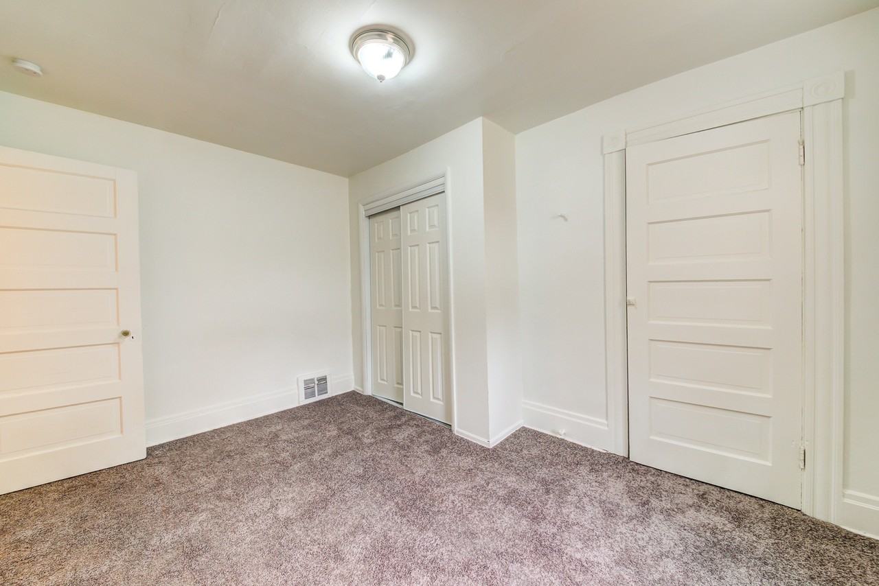 714 Industry St - Photo 6 of 24